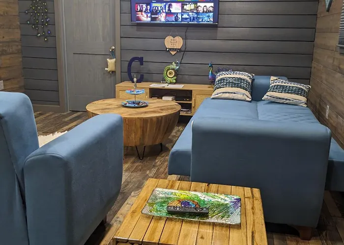 Carlton At Of Egypt 500 Sq Ft * Goreville