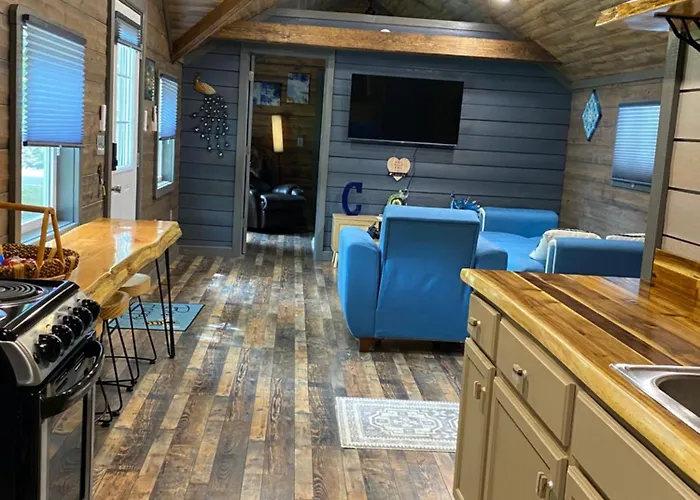 Carlton At Of Egypt 500 Sq Ft